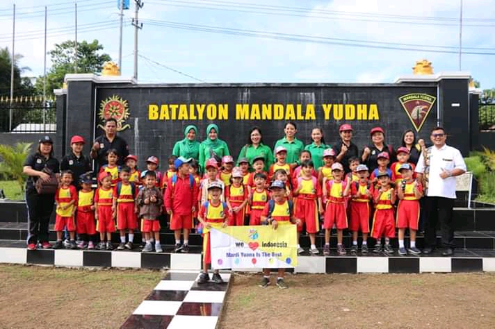 Kunjungan Ke Batalyon Mandala Yudha
