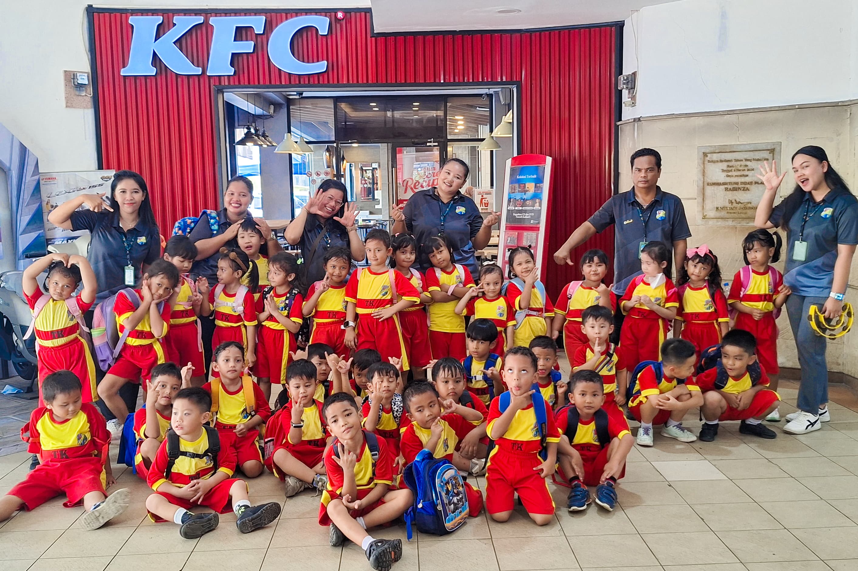 Kegiatan Cooking Class berkunjung ke KFC